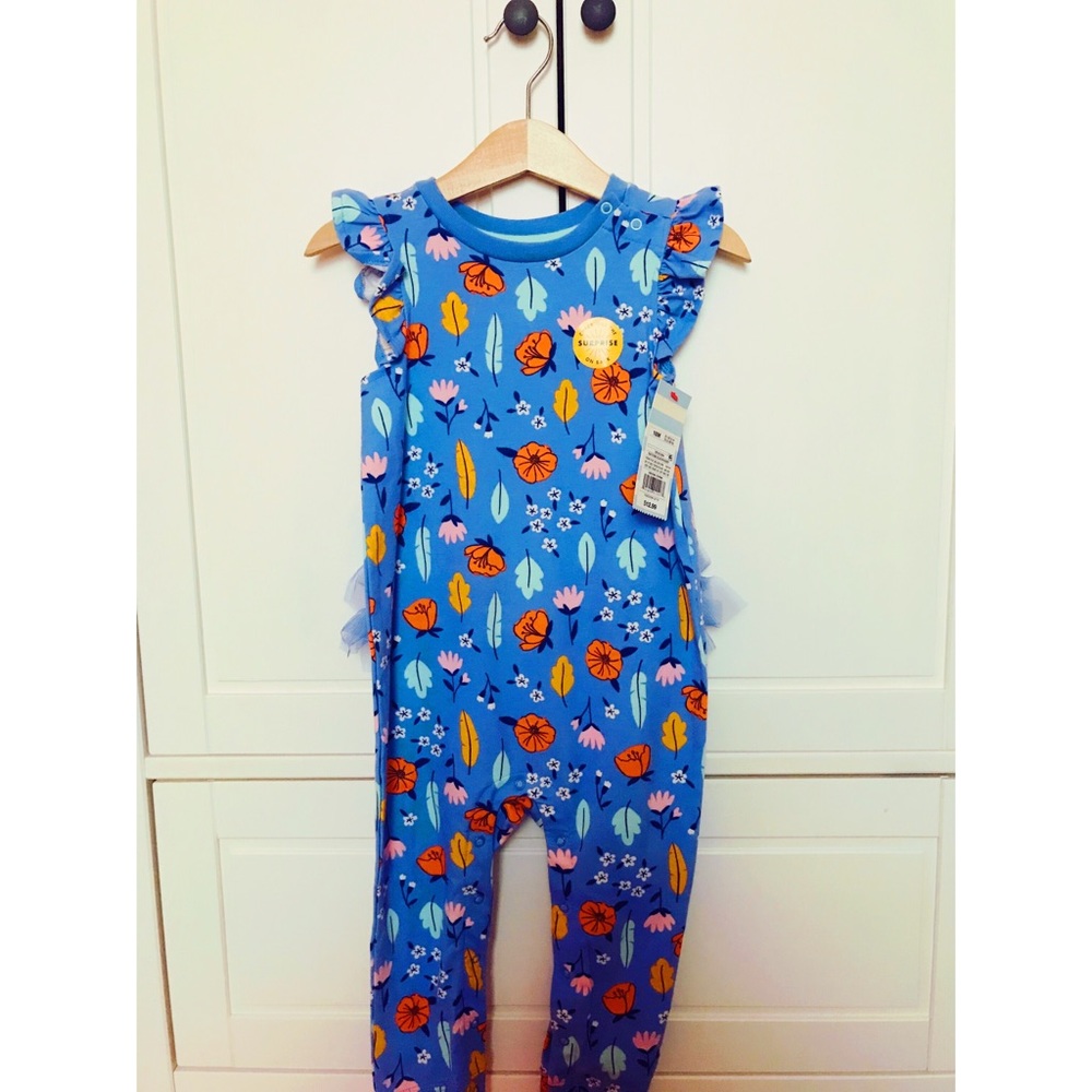 Cute baby girl onesie! Brand new with tags!